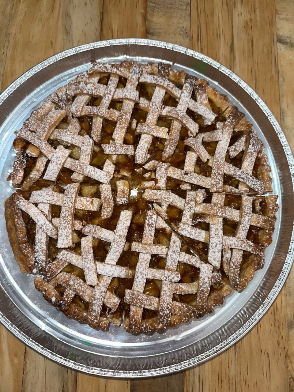 Pie de manzana con celosía y azúcar glas